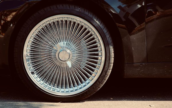 Comment les systèmes d'assistance à la conduite évoluent-ils pour les véhicules de livraison urbaine?